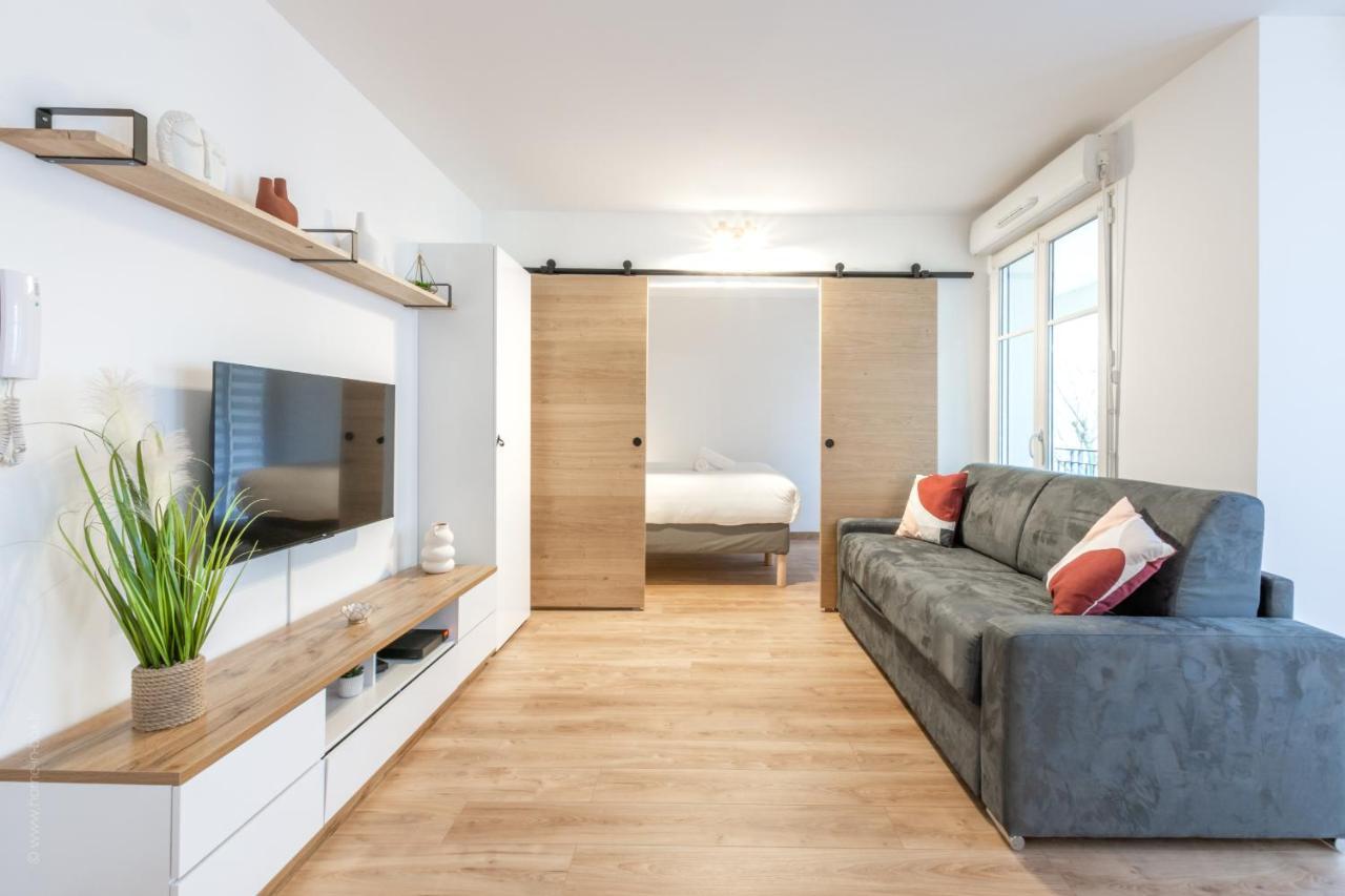 Home Sweet Home By Plaza Chessy  Exterior photo